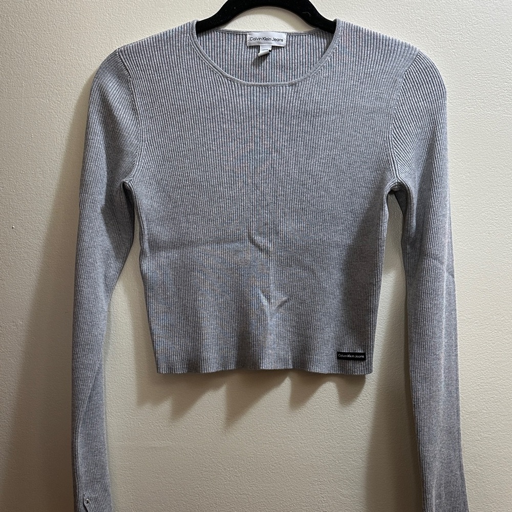 Calvin Klein Jeans Light Gray Ribbed Long Sleeve Crop Top